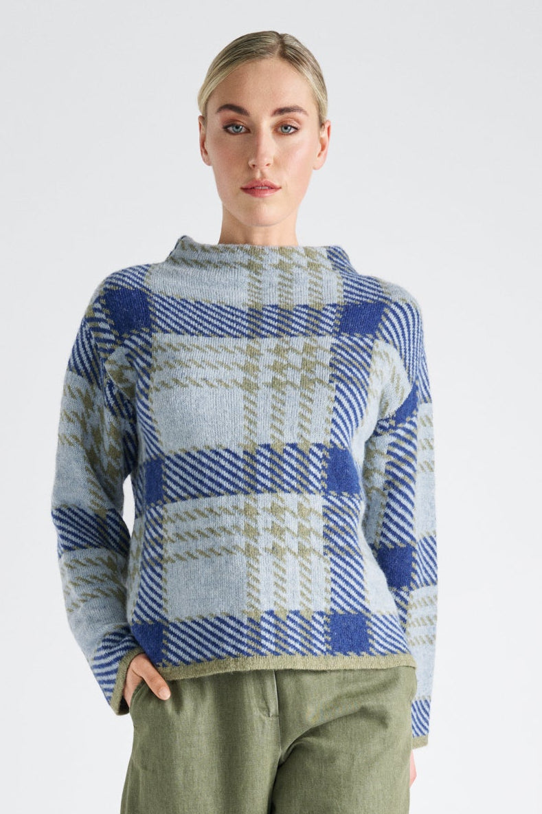Check wool blue sweater with high collar