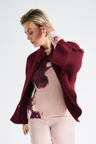 Bordeaux cape met knoopsluiting