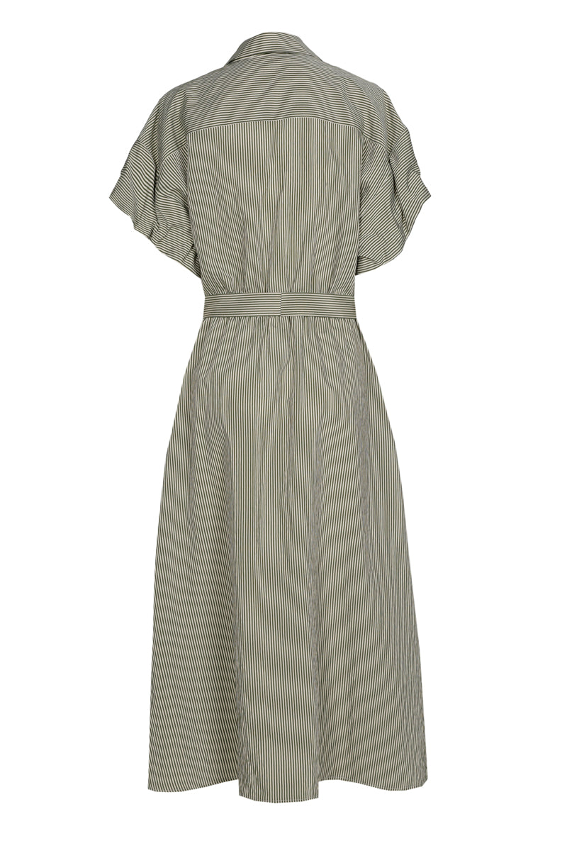 EN EXCLUSIVITÉ DANS NOS CONCEPT STORES: Robe rayée verte avec volants sur les manches