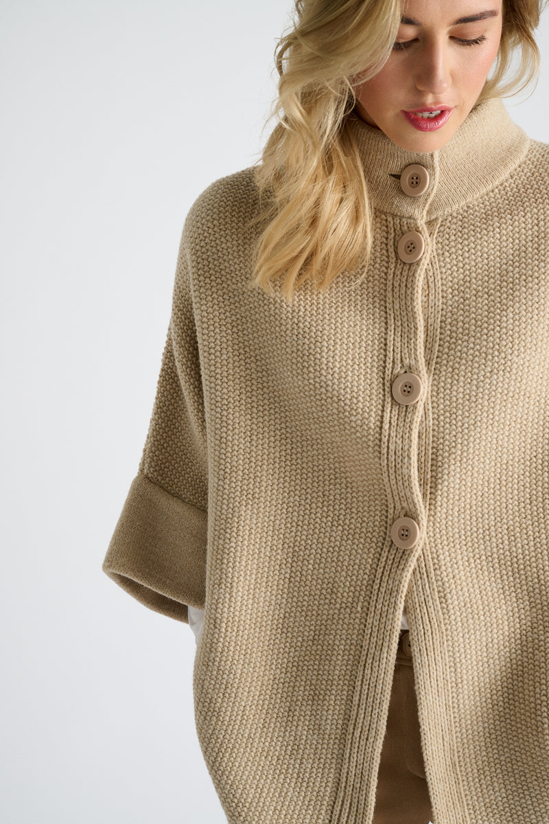 Cape in sand colour with buttons