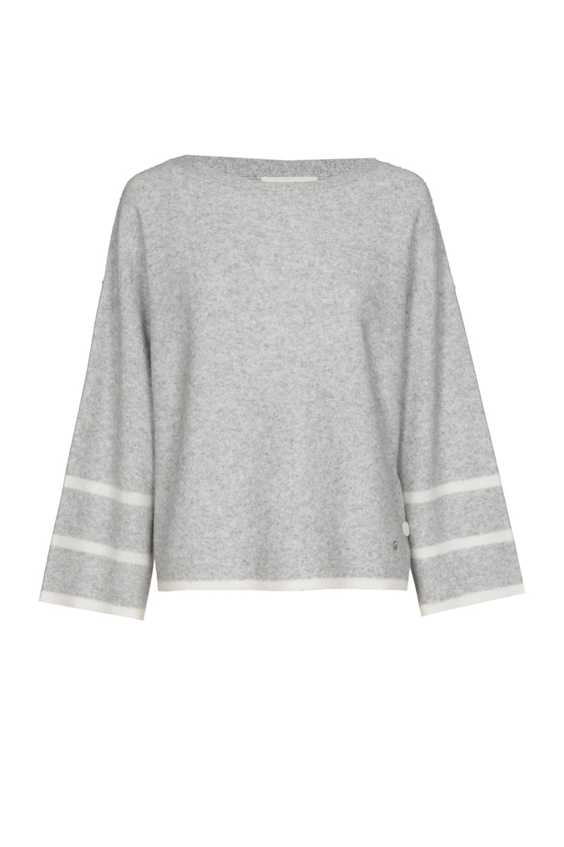 Grey pull with round neck and stripes