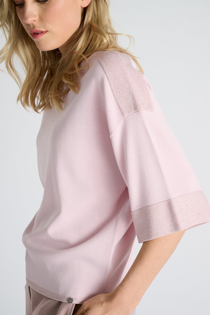 Roze pull met boothals en contrastboord