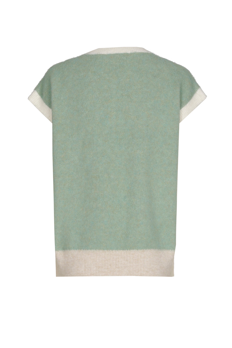 Groene debardeur met ecru contrastboorden