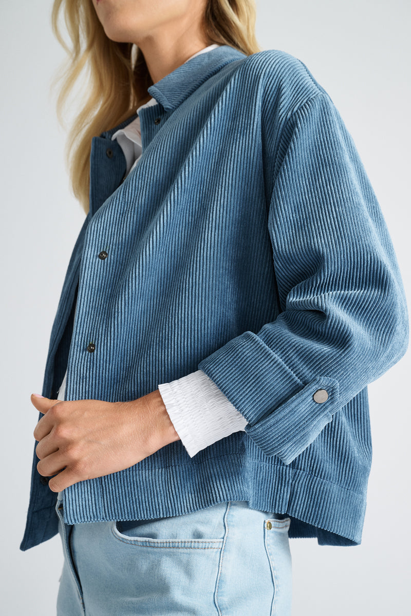 Blauw bloesjasje in velours