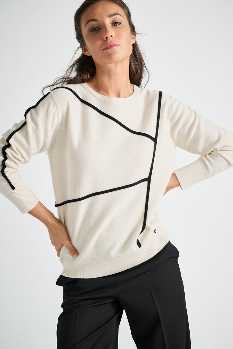 Stijlvolle pull in ecru met zwarte belijning