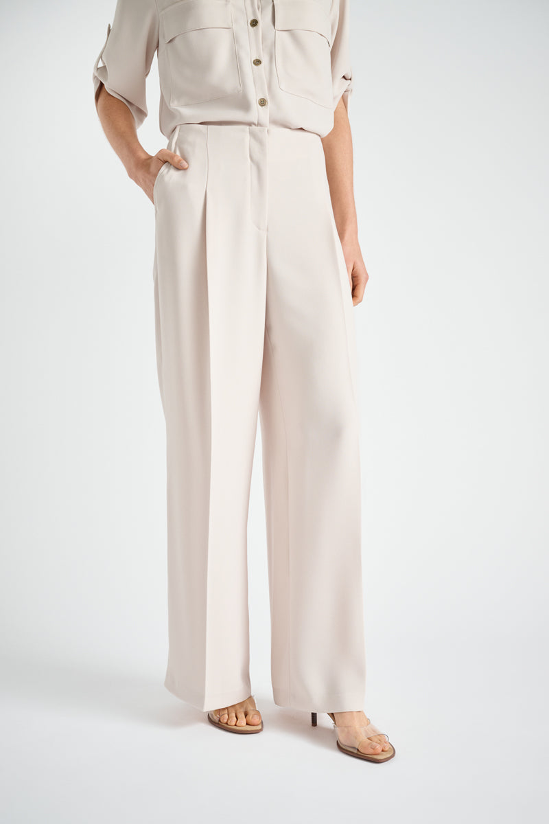 Pantalon droit crème avec pli