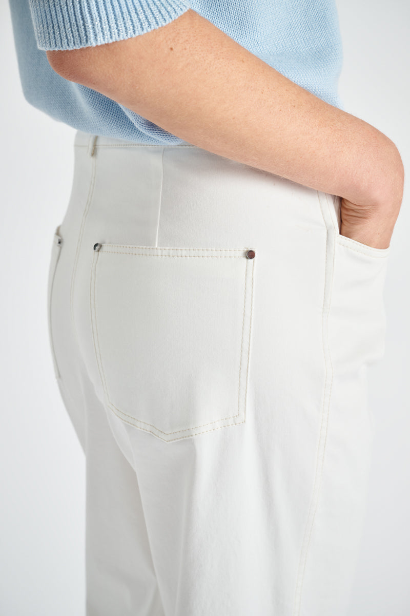 Jeans blanc cinq poches long et droit