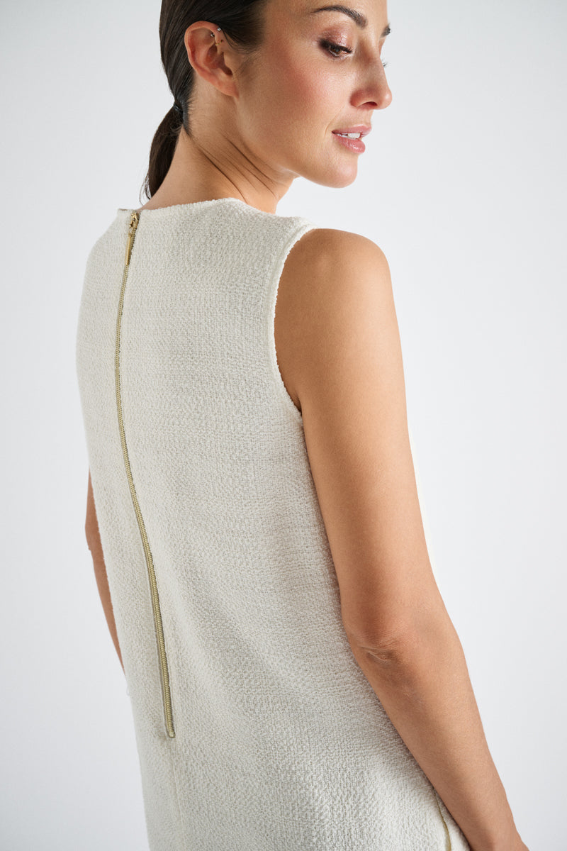 Robe courte crème sans manches