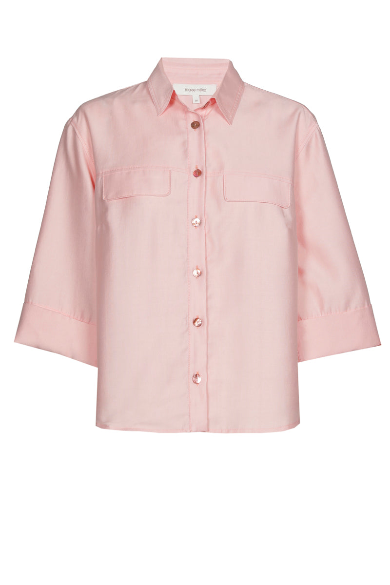 Straight and short pink shirt with breast pockets