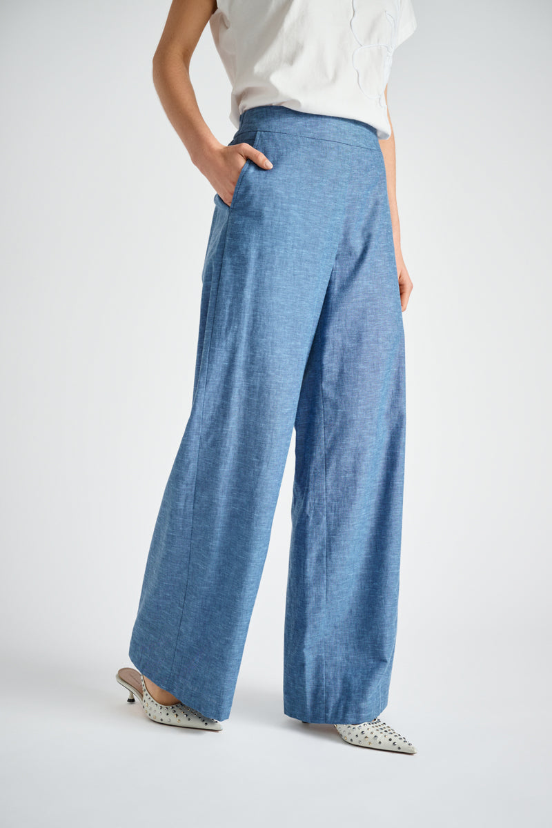 Wide blue pants jeanslook