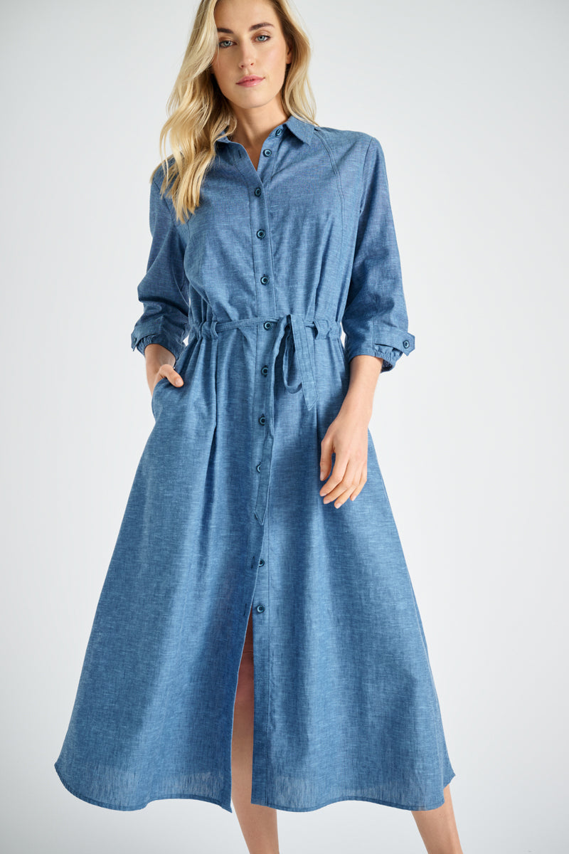 Straight and wide belted denim dress
