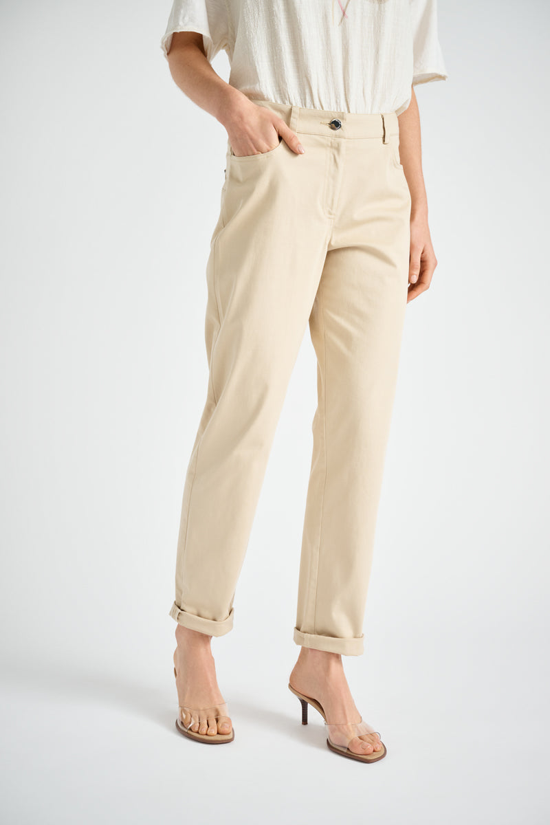 Straight short beige five pocket pants