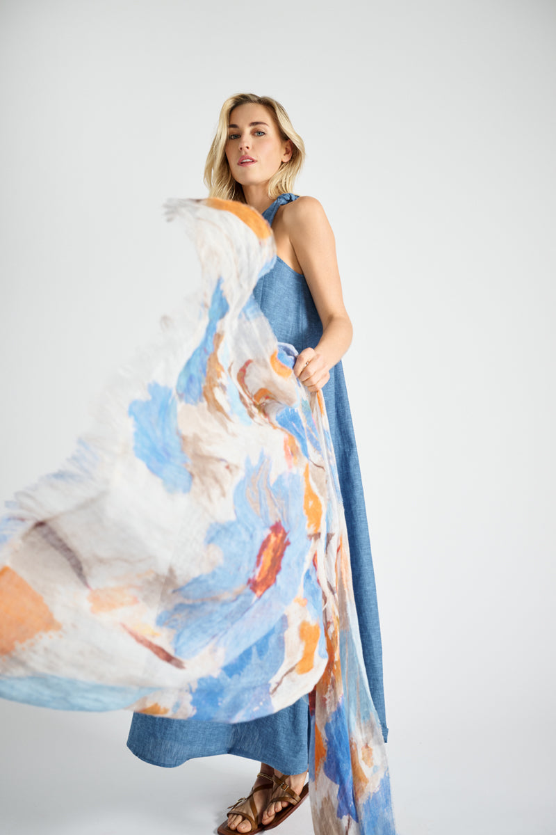 Linnen sjaal met oranje en blauwe bloem