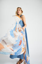 Linnen sjaal met oranje en blauwe bloem
