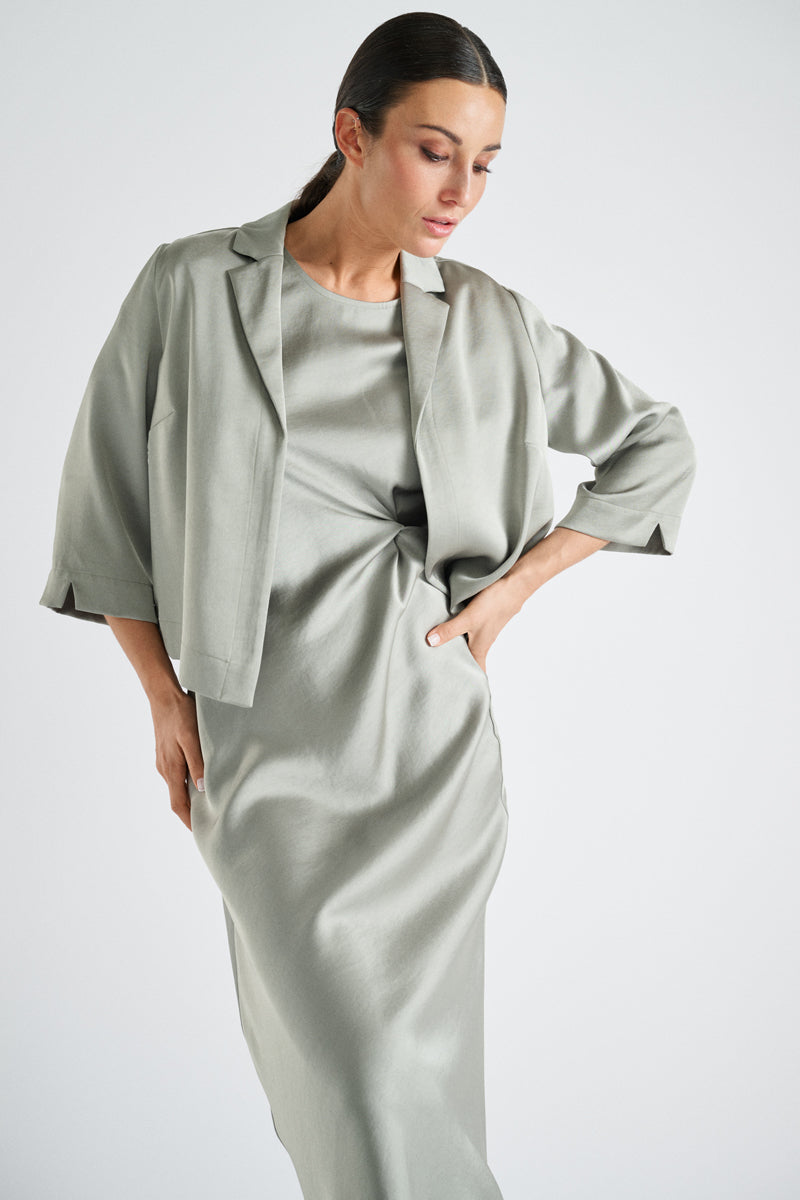 Robe fluide verte manche courte