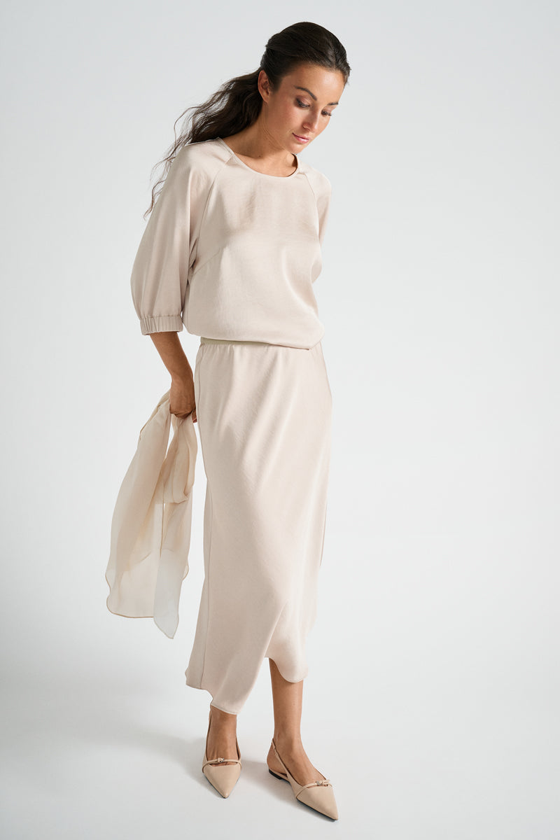 Chemise tunique beige soyeuse