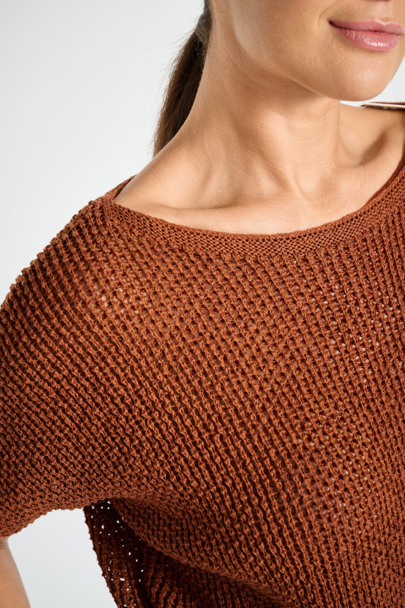 Pull en crochet à manches courtes cognac