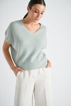 Wide v-neck sweater jade