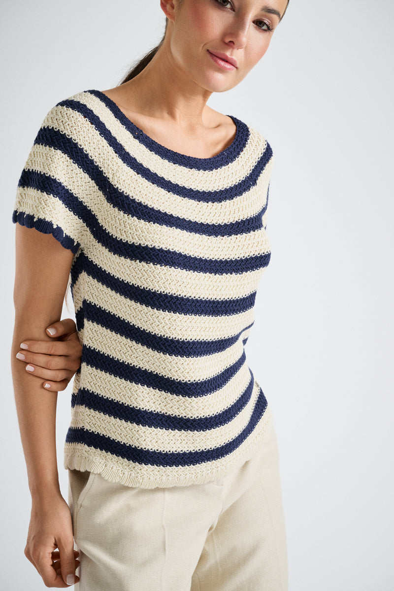 Pull crocheté rayé