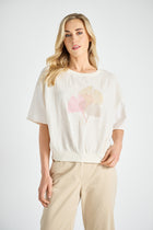Cream print t-shirt 