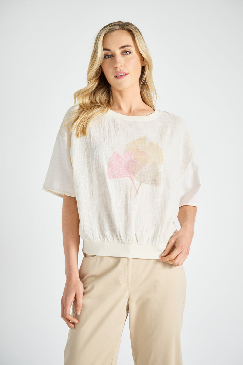 Cream print t-shirt 