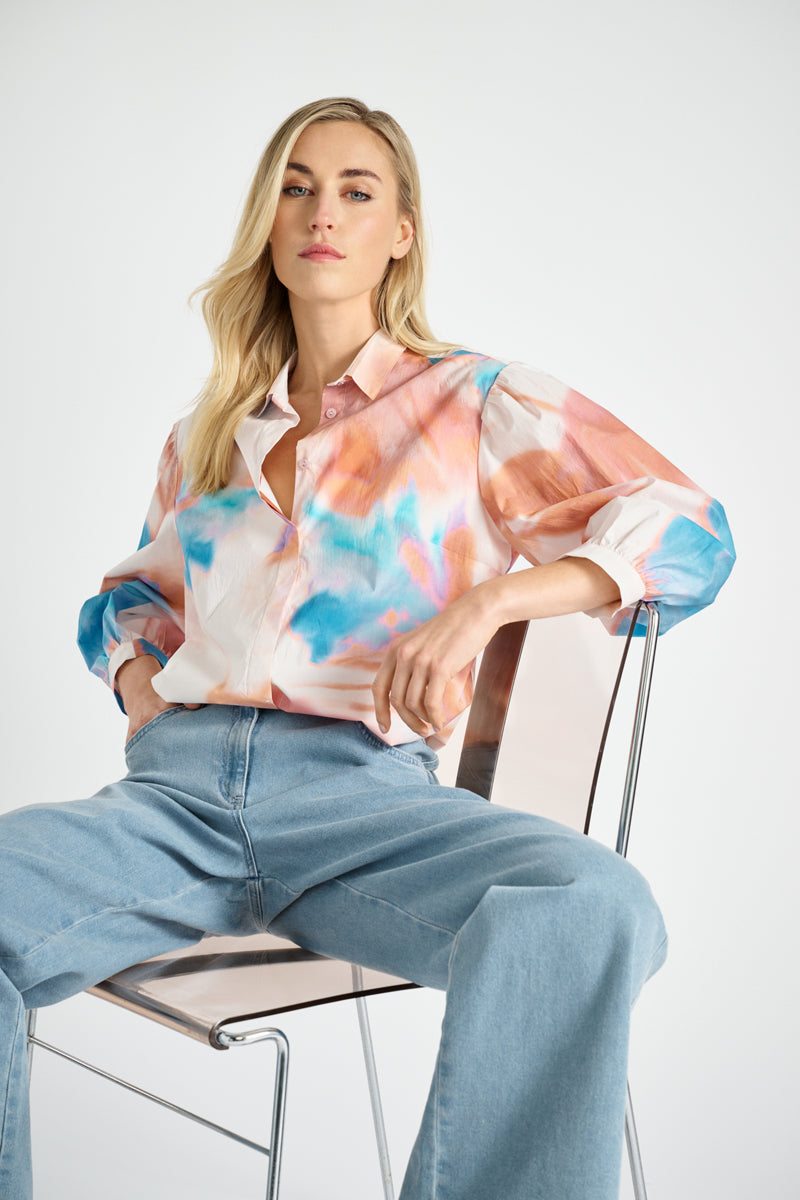 Pink shirt with blue printed flowers
