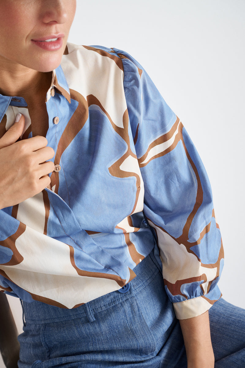 Blouse en coton à fleurs avec manches bouffantes