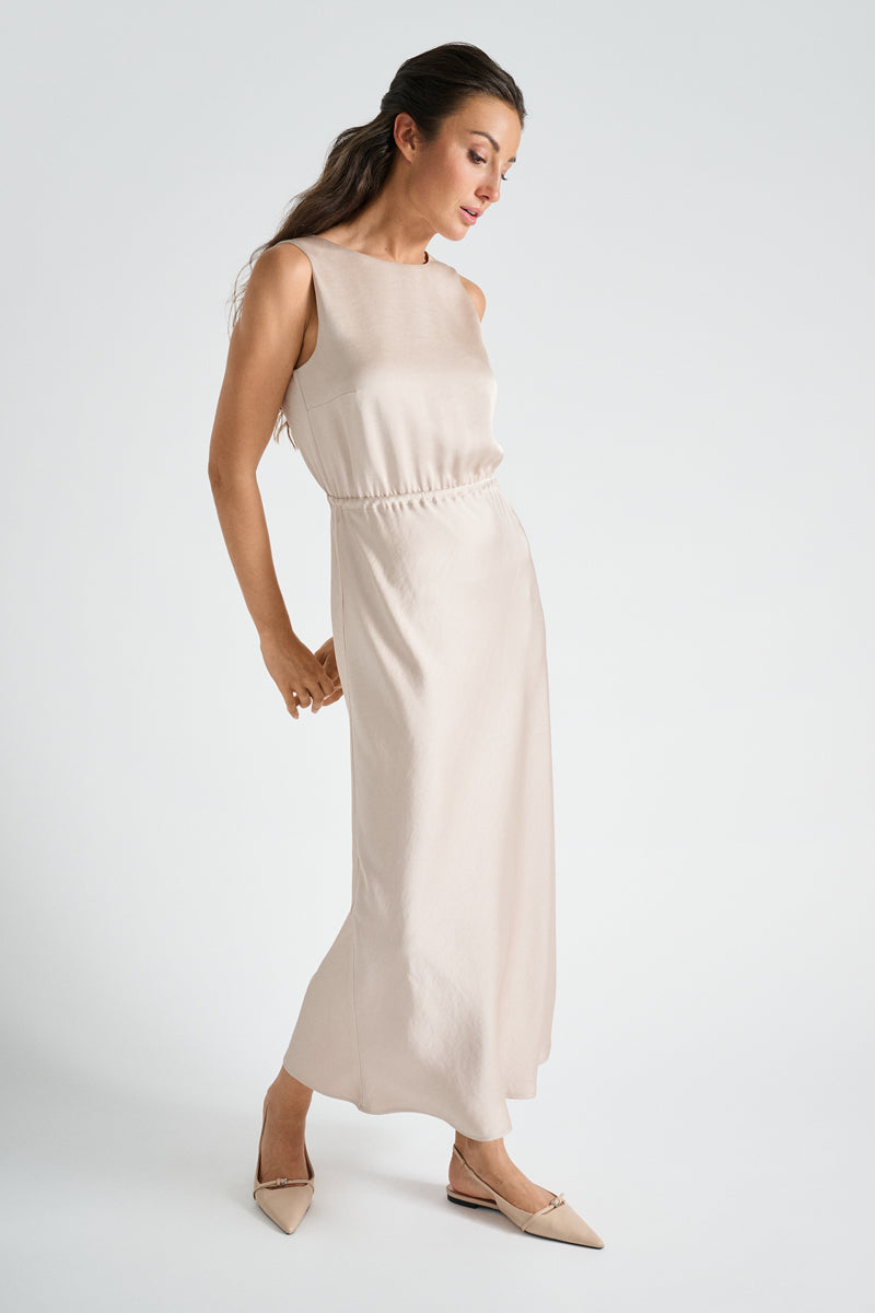 Long elegant sleeveless dress
