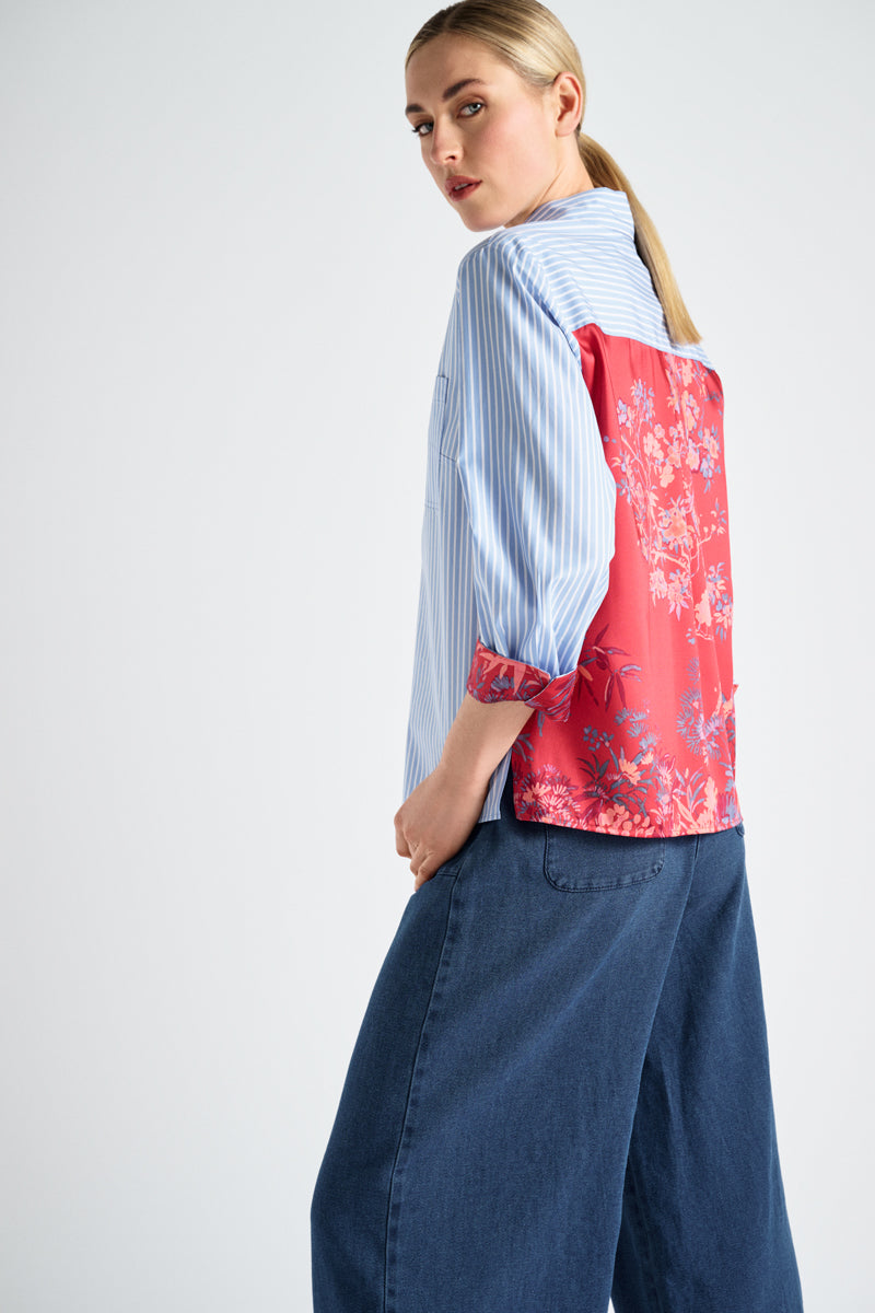 Striped shirt with print on the back and cuffs