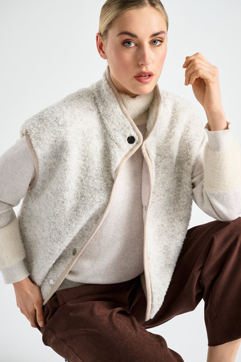 Fleece waistcoat cream