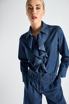 Denim bloes met hemdskraag en ruches
