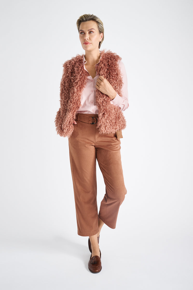 Fake fur waistcoat pink