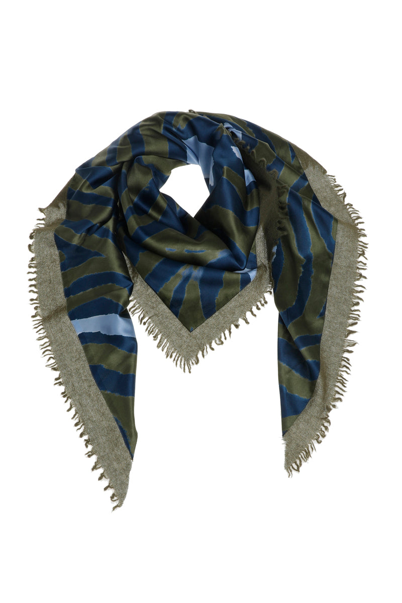Wool-silk green graphic printed scarf