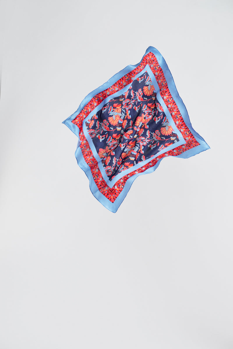 Print square silk scarf