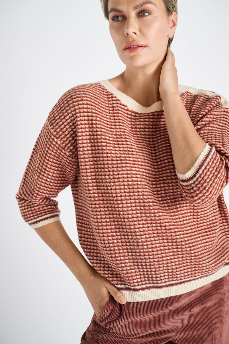 Boxy jacquard trui met boothals