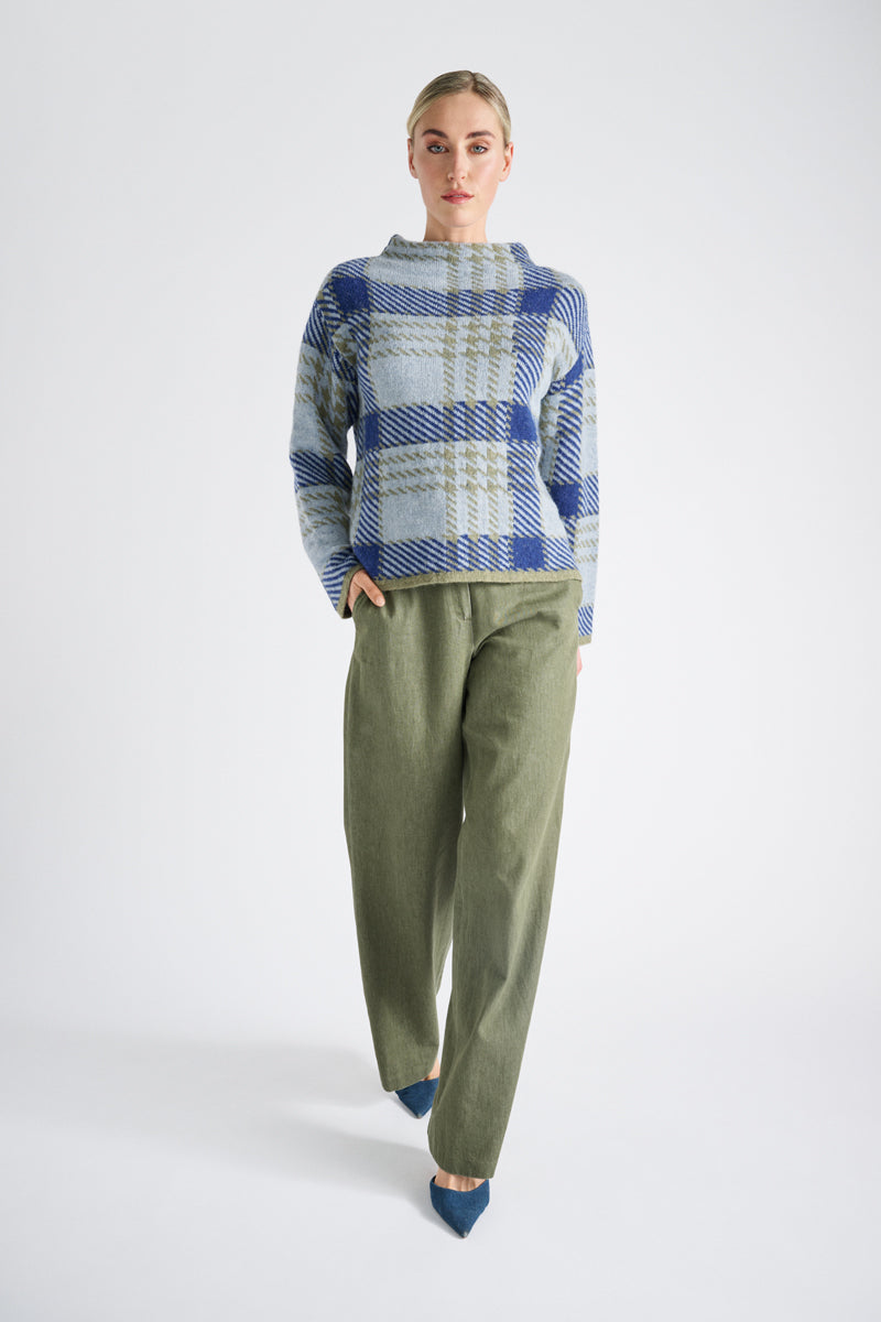 Check wool blue sweater with high collar