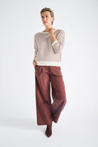 Wide and heavy beehive sweater