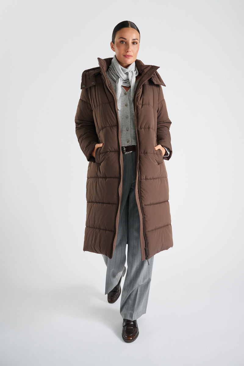 Lange bruine parka met kap