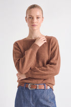 Soft cognac-coloured jumper with a boat neck