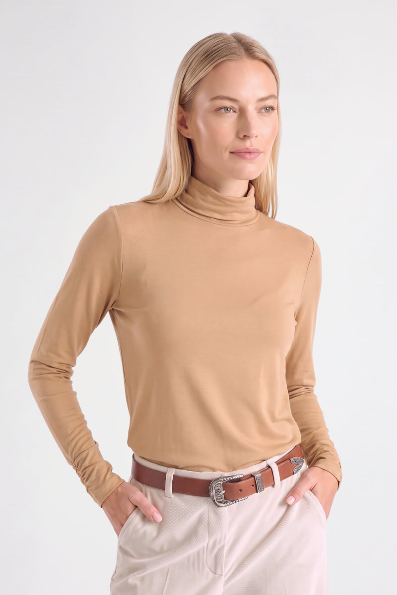 Sous-pull camel met gefronste mouw