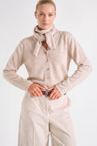 Zandkleurig v-hals cardigan