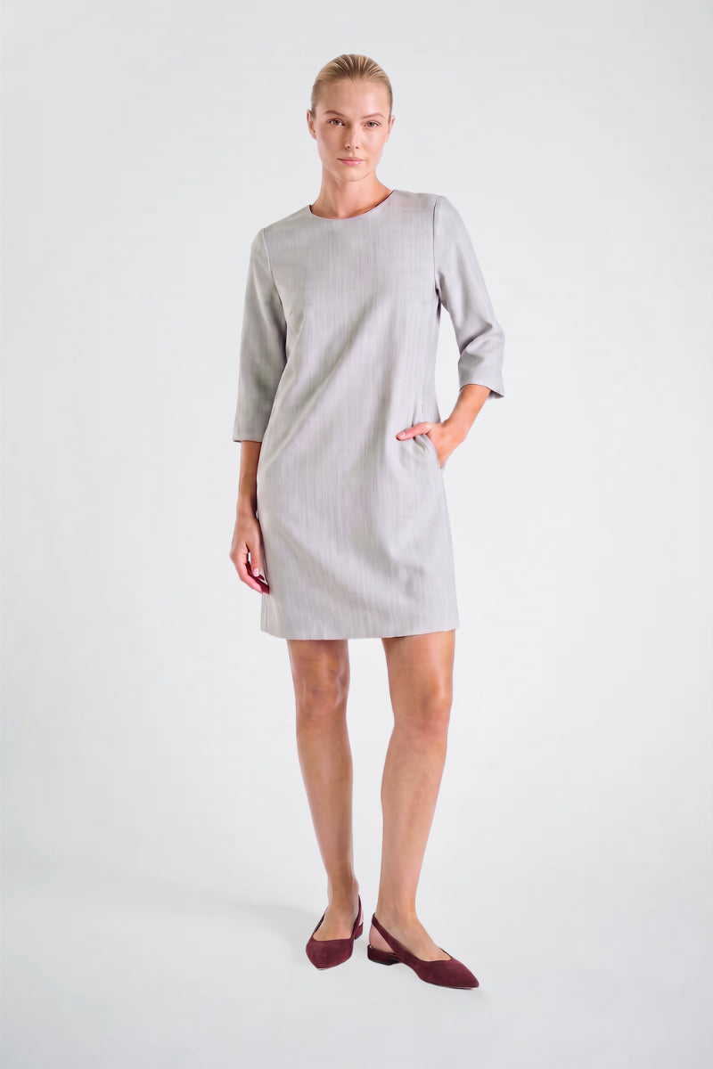 Short and straight velvetine dress