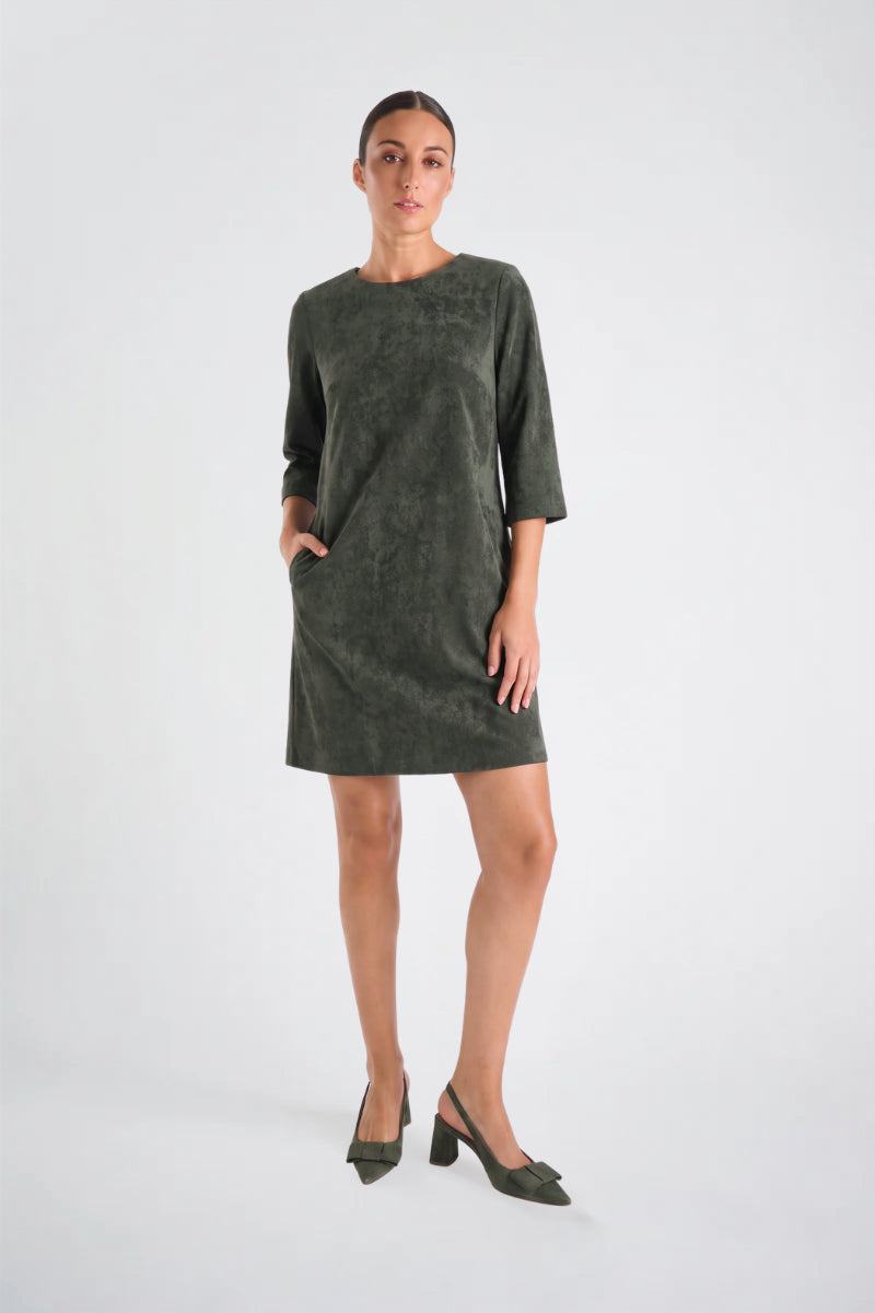 Short and straight green velvetine dress