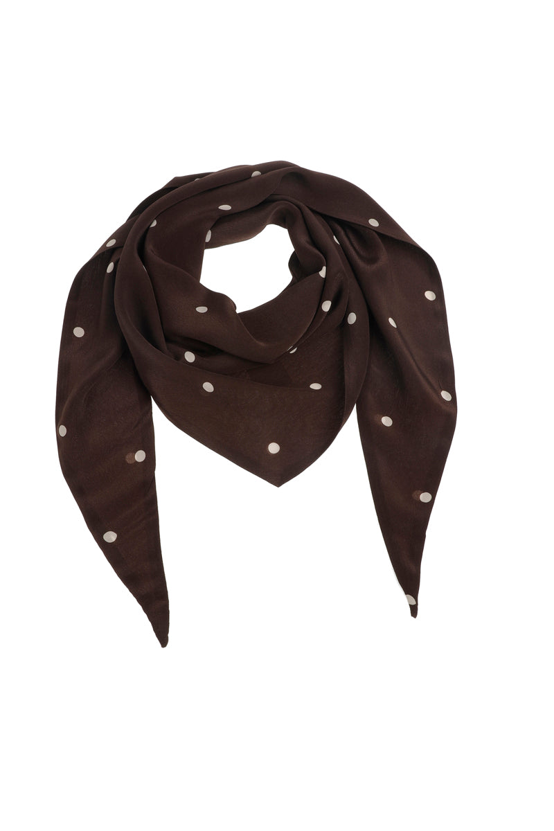 Triangular dotted fluid scarf