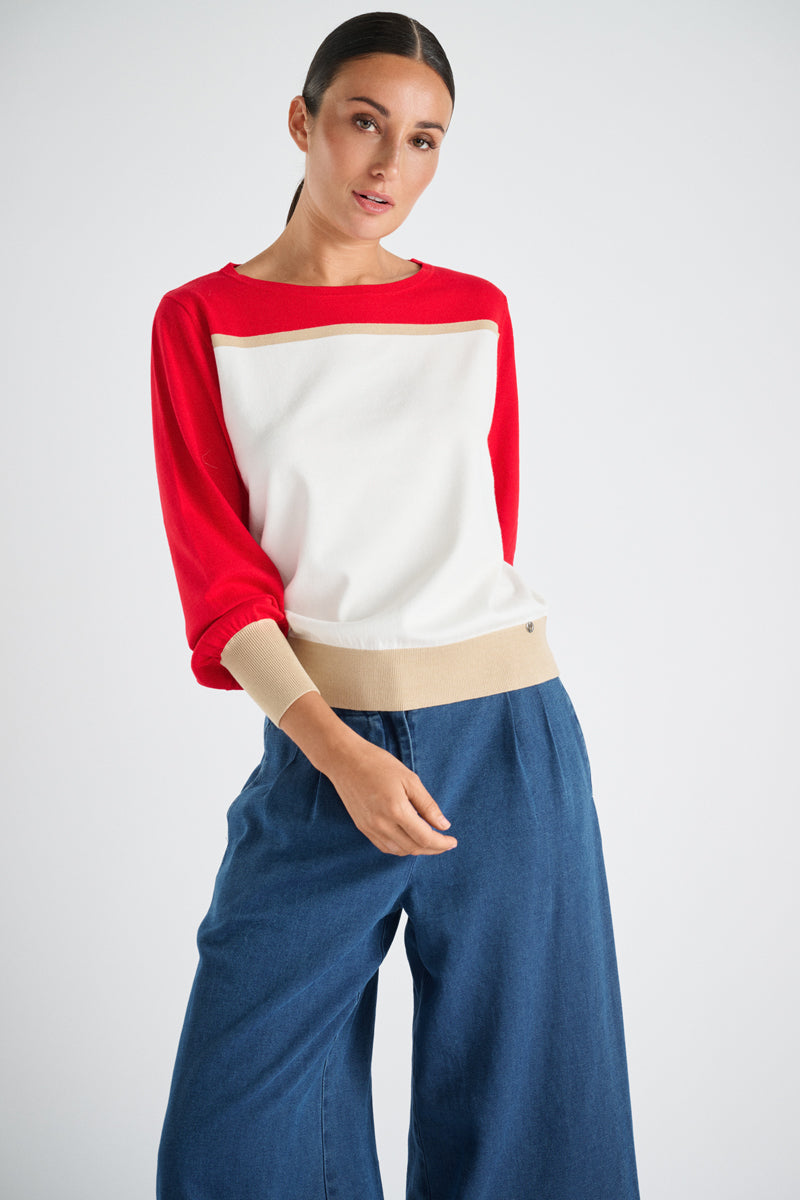 Graphic tricolor sweater with boatneck