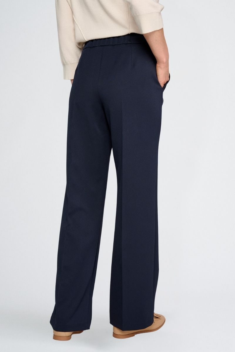 Wide dark blue pants with elastic in the waist