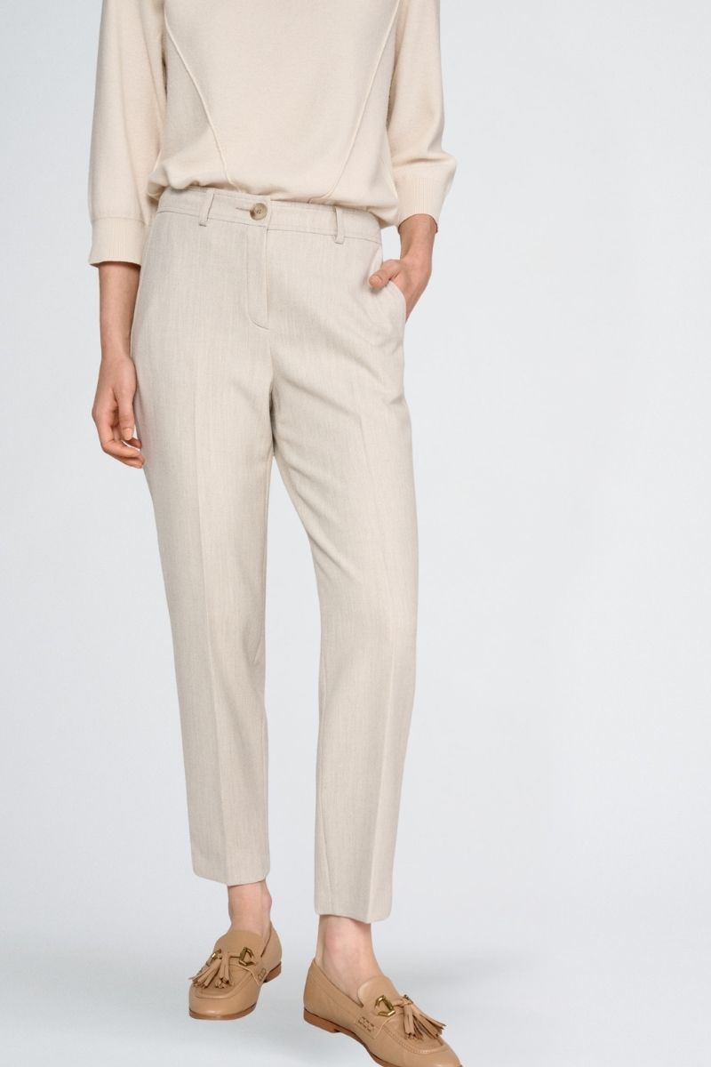 7/8 trousers in beige and elastic at the back of the waist